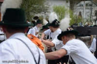 2895_Siegsdorf_Maibaum_1._Mai_2013_Bild_49.jpg