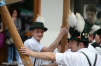 2916_Siegsdorf_Maibaum_1._Mai_2013_Bild_70.jpg