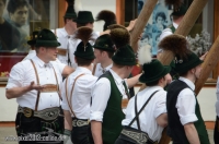 2947_Siegsdorf_Maibaum_1._Mai_2013_Bild_101.jpg