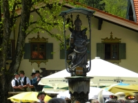 775_Ruhpoldinger_Maibaum_2012.jpg